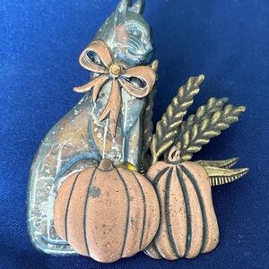 Elegant Cat and Pumpkin Brooch in Bronze and Gold